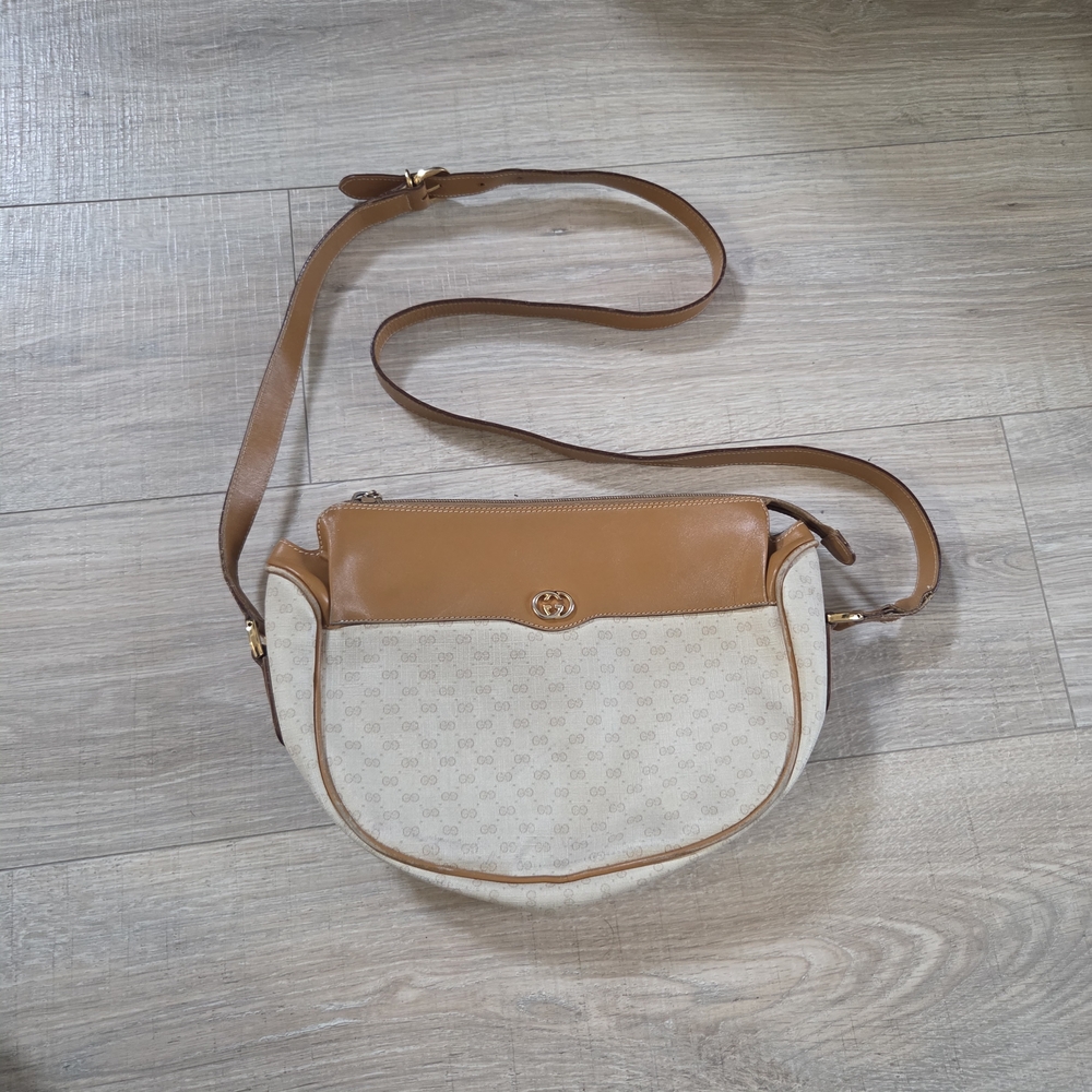 Gucci Shoulder Bag